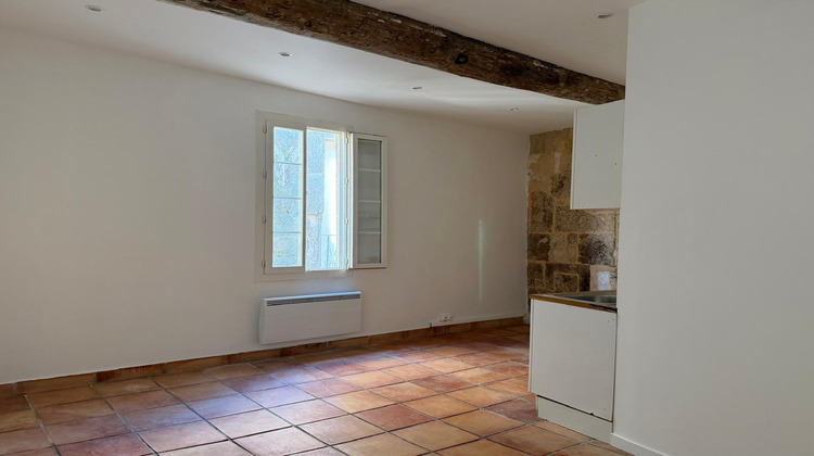 Ma-Cabane - Location Appartement Sommières, 35 m²