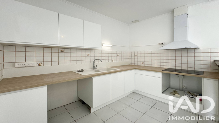 Ma-Cabane - Location Appartement Sommières, 70 m²