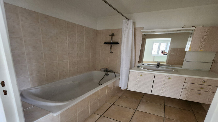 Ma-Cabane - Location Appartement SORBIERS, 38 m²