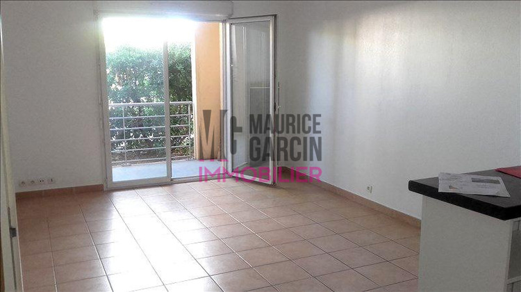 Ma-Cabane - Location Appartement SORGUES, 56 m²