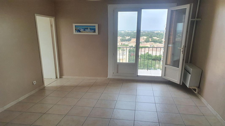 Ma-Cabane - Location Appartement SORGUES, 54 m²