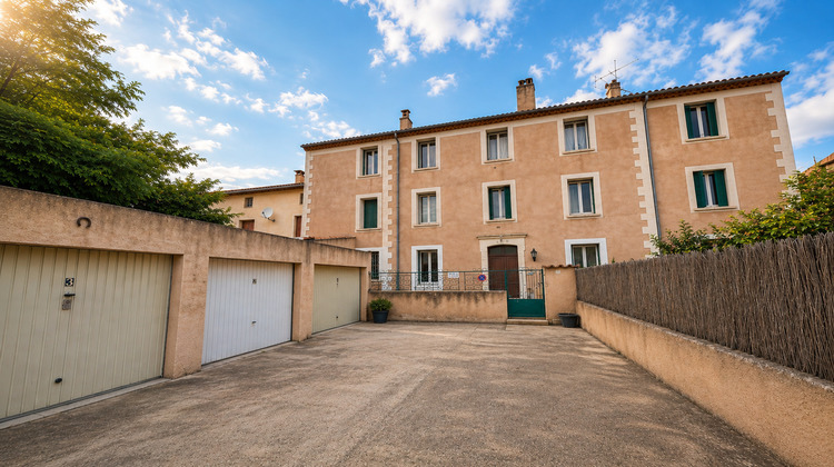 Ma-Cabane - Location Appartement SORGUES, 57 m²