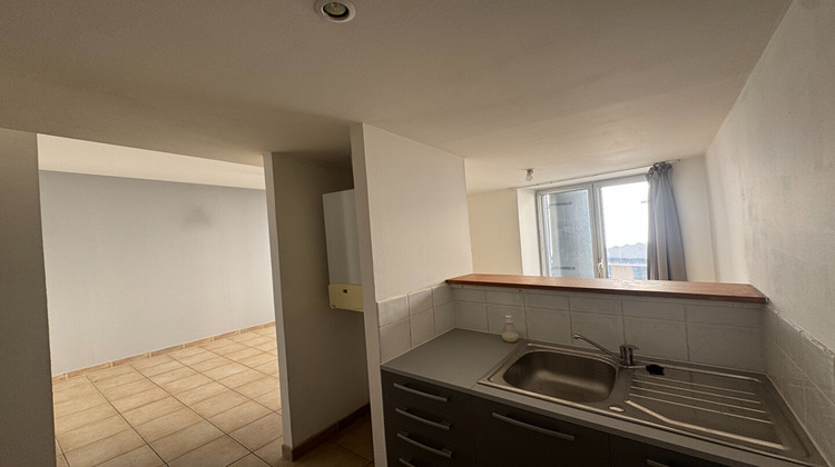 Ma-Cabane - Location Appartement SORGUES, 33 m²