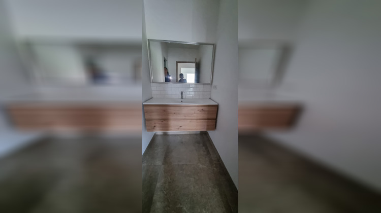 Ma-Cabane - Location Appartement Sotta, 85 m²