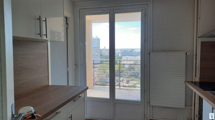 Ma-Cabane - Location Appartement SOTTEVILLE-LES-ROUEN, 90 m²