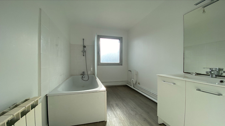 Ma-Cabane - Location Appartement SOTTEVILLE-LES-ROUEN, 71 m²