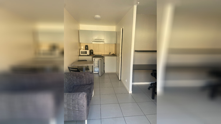 Ma-Cabane - Location Appartement SOTTEVILLE-LES-ROUEN, 20 m²