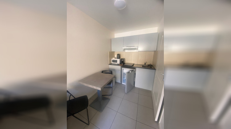 Ma-Cabane - Location Appartement SOTTEVILLE-LES-ROUEN, 20 m²