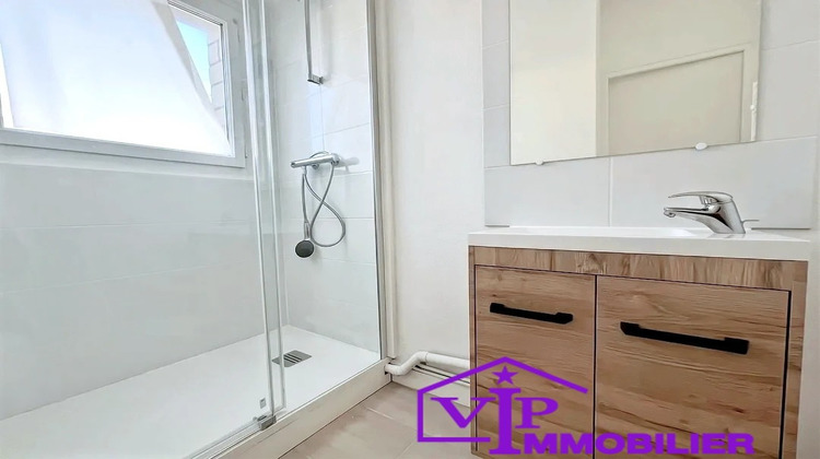 Ma-Cabane - Location Appartement SOTTEVILLE-LES-ROUEN, 25 m²