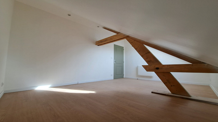 Ma-Cabane - Location Appartement SOURDON, 67 m²