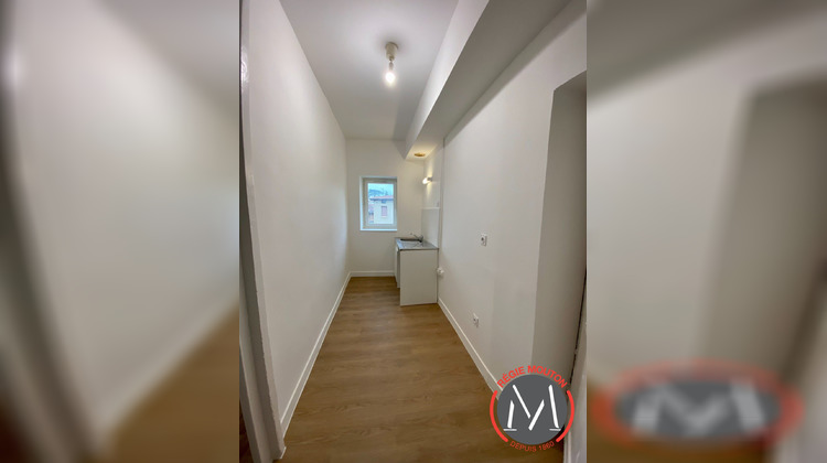 Ma-Cabane - Location Appartement ST GENIS LAVAL, 52 m²