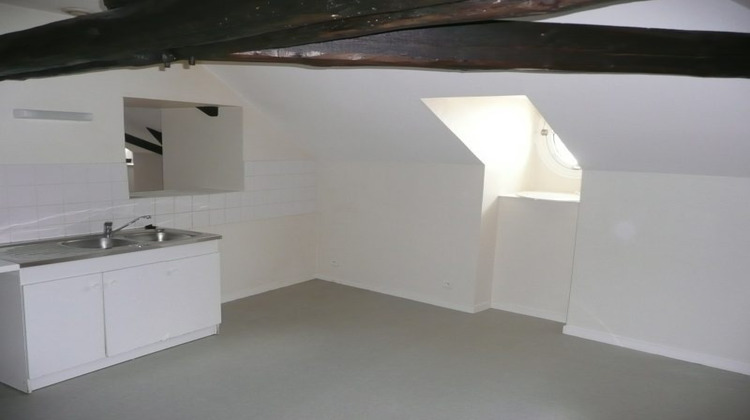 Ma-Cabane - Location Appartement STE HERMINE, 93 m²