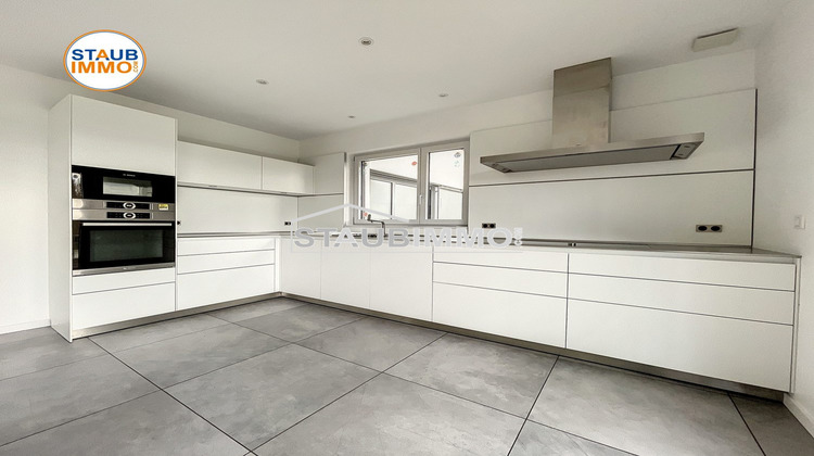 Ma-Cabane - Location Appartement Steinbrunn-le-Bas, 189 m²