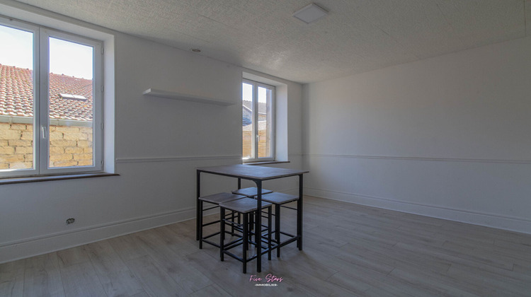 Ma-Cabane - Location Appartement STENAY, 77 m²