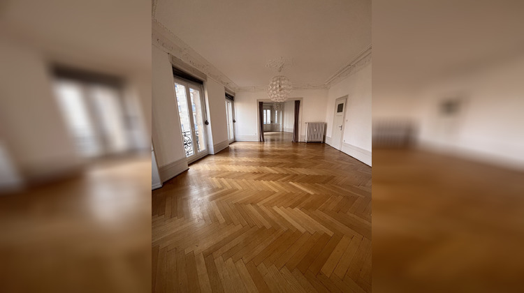 Ma-Cabane - Location Appartement Strasbourg, 255 m²