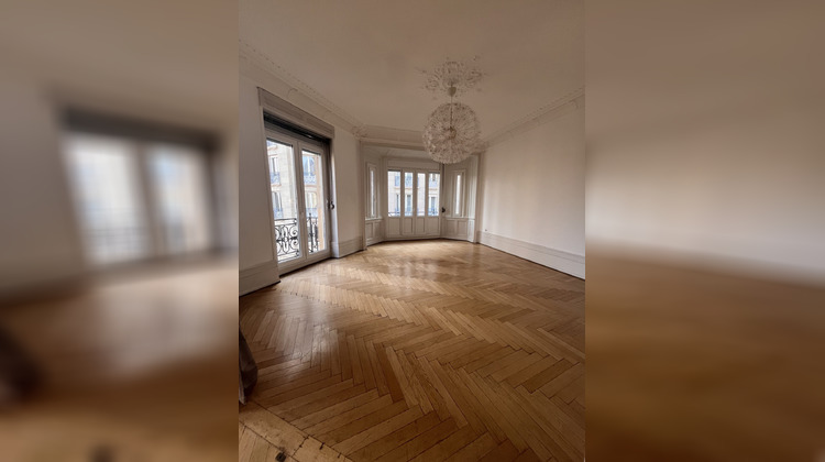 Ma-Cabane - Location Appartement Strasbourg, 255 m²