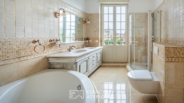 Ma-Cabane - Location Appartement STRASBOURG, 247 m²