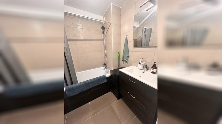 Ma-Cabane - Location Appartement Strasbourg, 64 m²