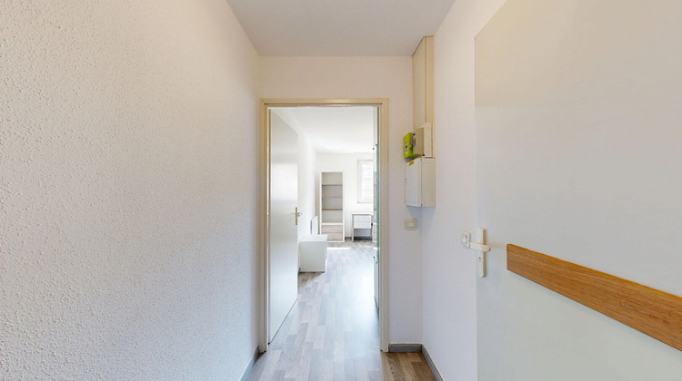 Ma-Cabane - Location Appartement STRASBOURG, 18 m²