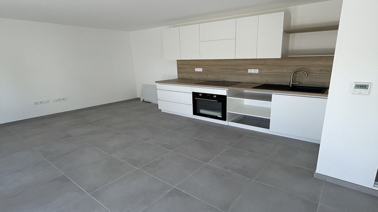 Ma-Cabane - Location Appartement SUCY-EN-BRIE, 35 m²