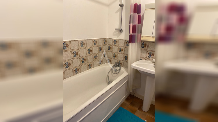 Ma-Cabane - Location Appartement SULLY-SUR-LOIRE, 30 m²