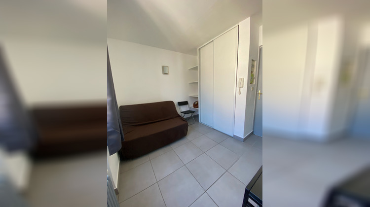 Ma-Cabane - Location Appartement Sully-sur-Loire, 11 m²