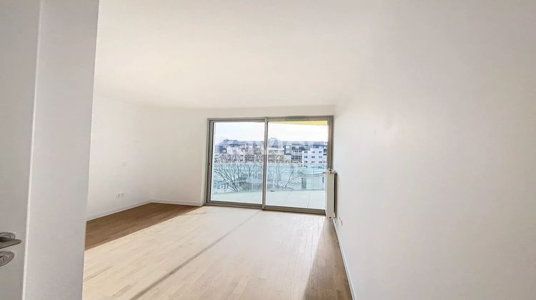 Ma-Cabane - Location Appartement Suresnes, 86 m²