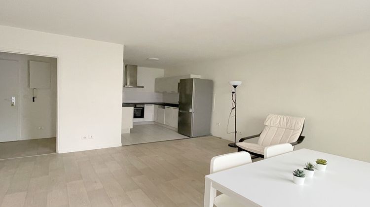 Ma-Cabane - Location Appartement SURESNES, 44 m²