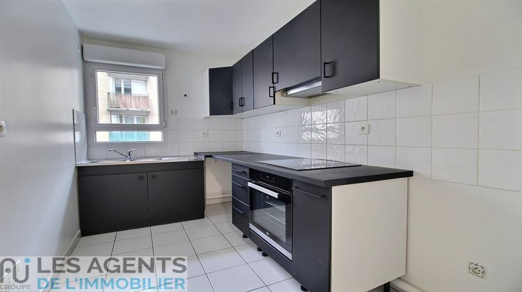 Ma-Cabane - Location Appartement SURESNES, 48 m²