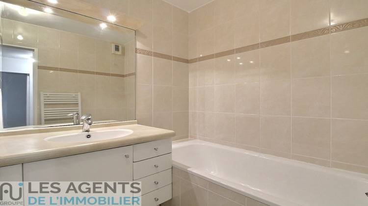 Ma-Cabane - Location Appartement SURESNES, 48 m²