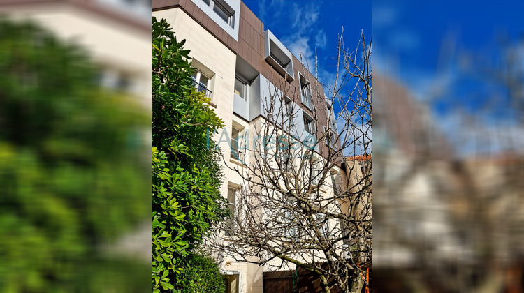 Ma-Cabane - Location Appartement SURESNES, 85 m²