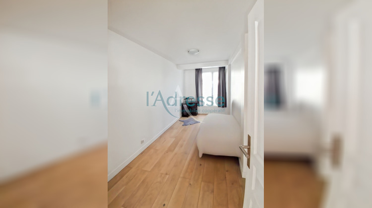 Ma-Cabane - Location Appartement SURESNES, 85 m²