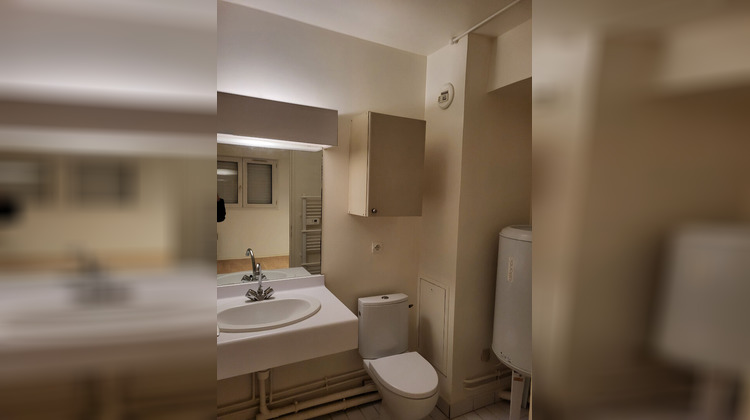 Ma-Cabane - Location Appartement SURESNES, 24 m²