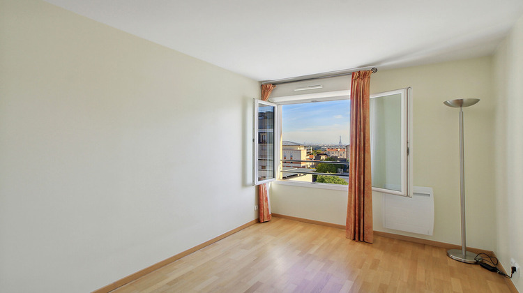 Ma-Cabane - Location Appartement SURESNES, 85 m²