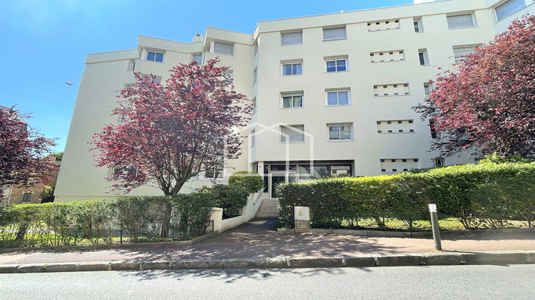 Ma-Cabane - Location Appartement SURESNES, 49 m²