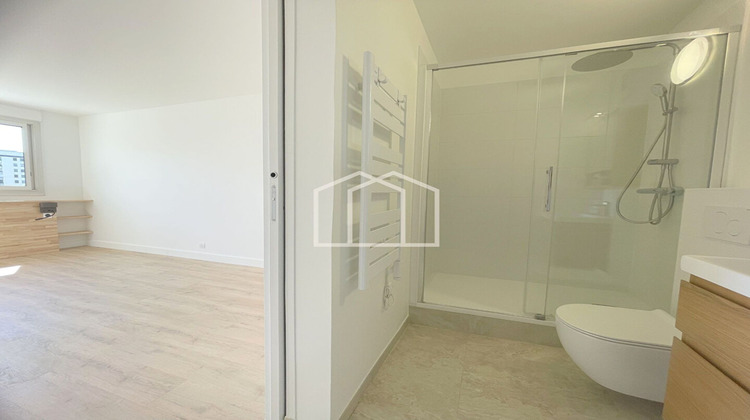 Ma-Cabane - Location Appartement SURESNES, 49 m²