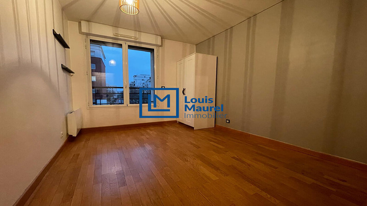 Ma-Cabane - Location Appartement SURESNES, 62 m²