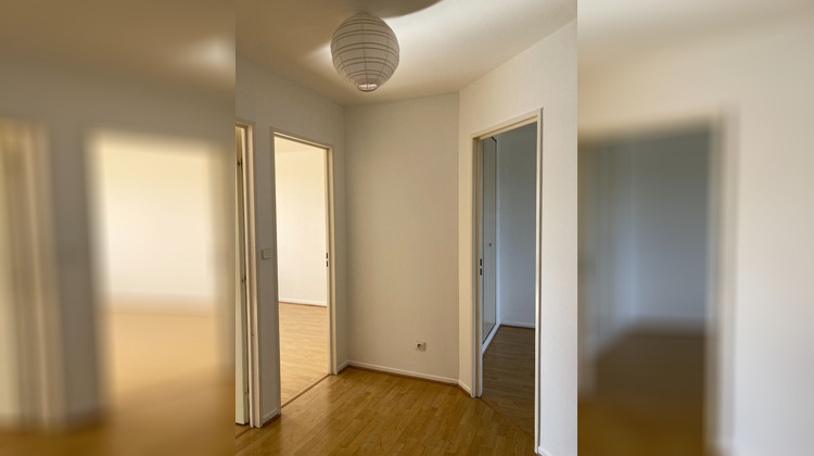 Ma-Cabane - Location Appartement SURESNES, 100 m²