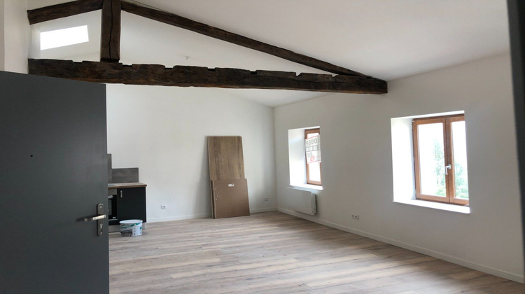 Ma-Cabane - Location Appartement Sury-le-comtal, 46 m²