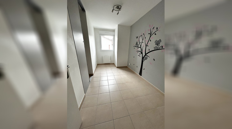 Ma-Cabane - Location Appartement Sury-le-Comtal, 73 m²