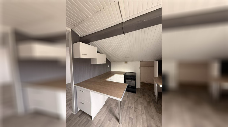 Ma-Cabane - Location Appartement SURY-LE-COMTAL, 42 m²