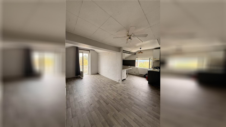 Ma-Cabane - Location Appartement SURY-LE-COMTAL, 42 m²