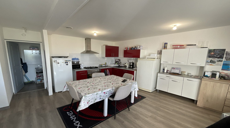 Ma-Cabane - Location Appartement Sury-le-Comtal, 42 m²