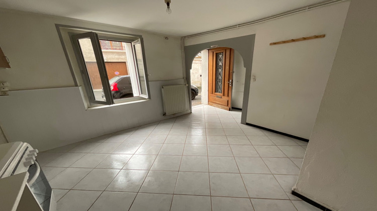 Ma-Cabane - Location Appartement Sury-le-comtal, 55 m²