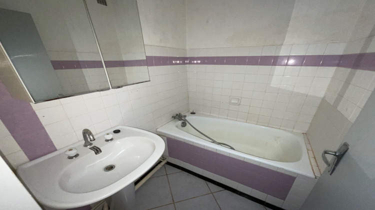 Ma-Cabane - Location Appartement Sury-le-comtal, 55 m²