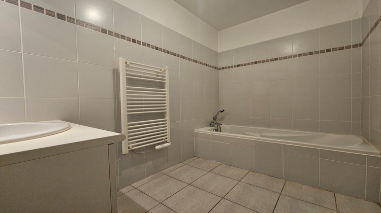 Ma-Cabane - Location Appartement Tain-l'Hermitage, 50 m²