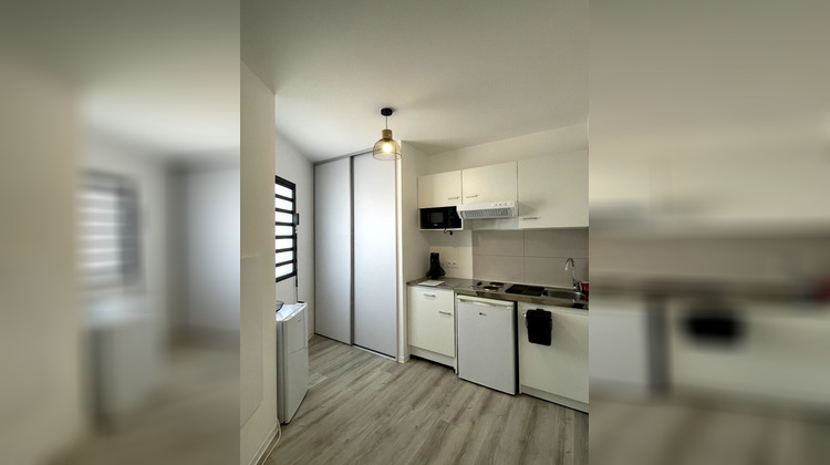 Ma-Cabane - Location Appartement TAMPON, 21 m²