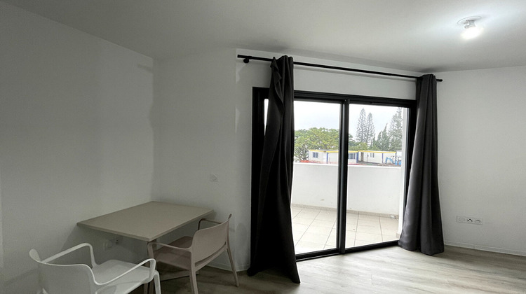 Ma-Cabane - Location Appartement TAMPON, 21 m²