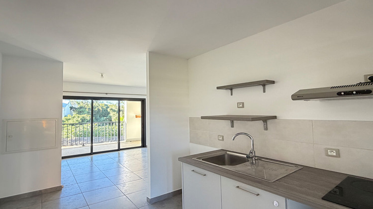 Ma-Cabane - Location Appartement TAMPON, 22 m²