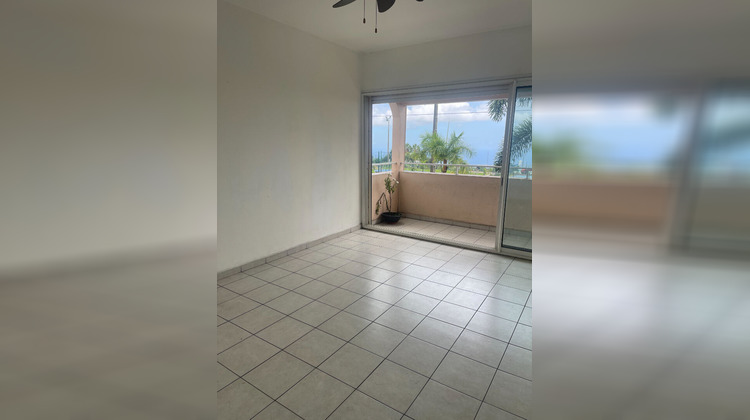 Ma-Cabane - Location Appartement TAMPON, 43 m²